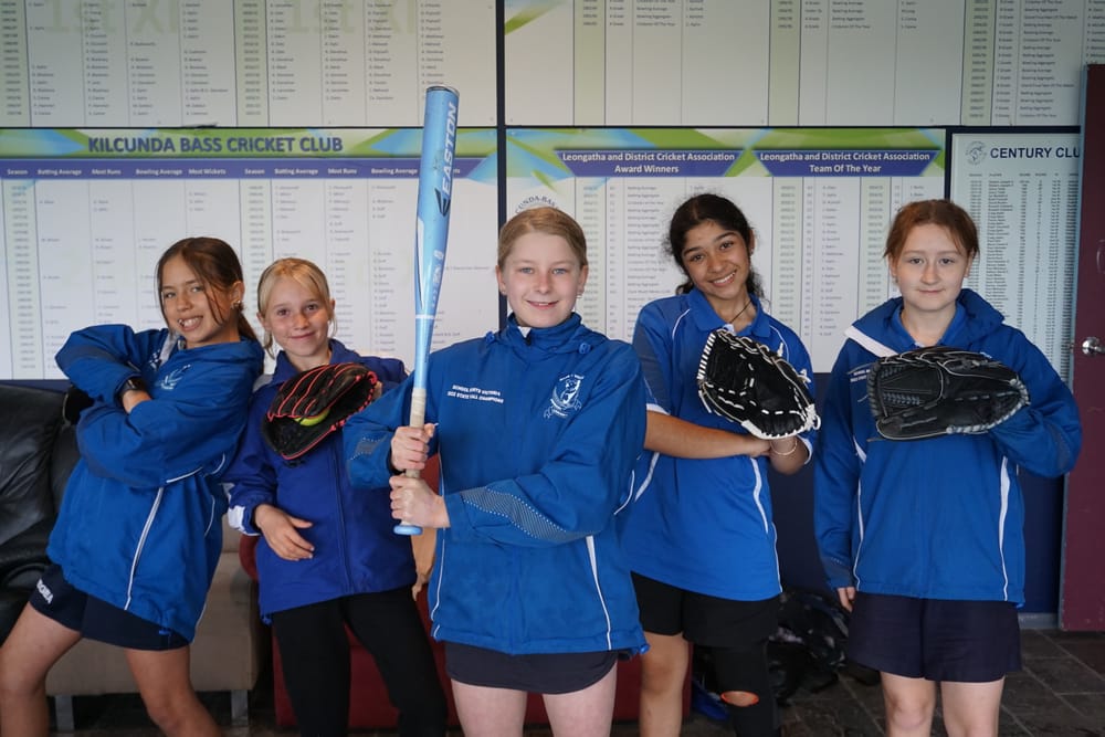 Swinging for softball glory - Local students to represent Victoria post image