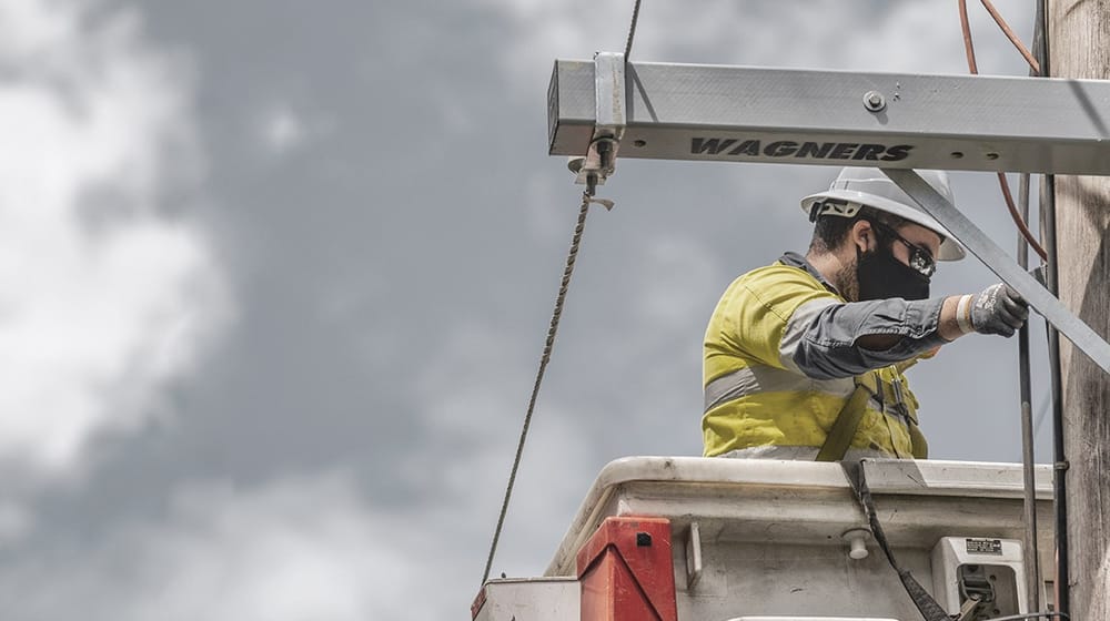 Stay safe and keep away from fallen powerlines, says Ausnet post image