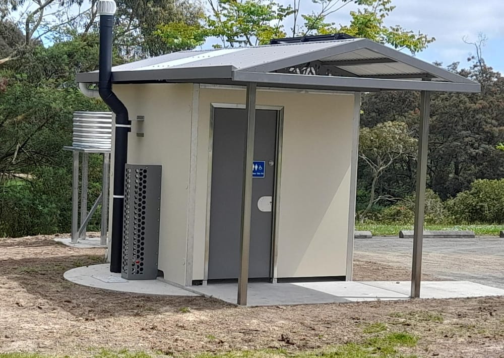 Cr Schelling’s first job as mayor post image