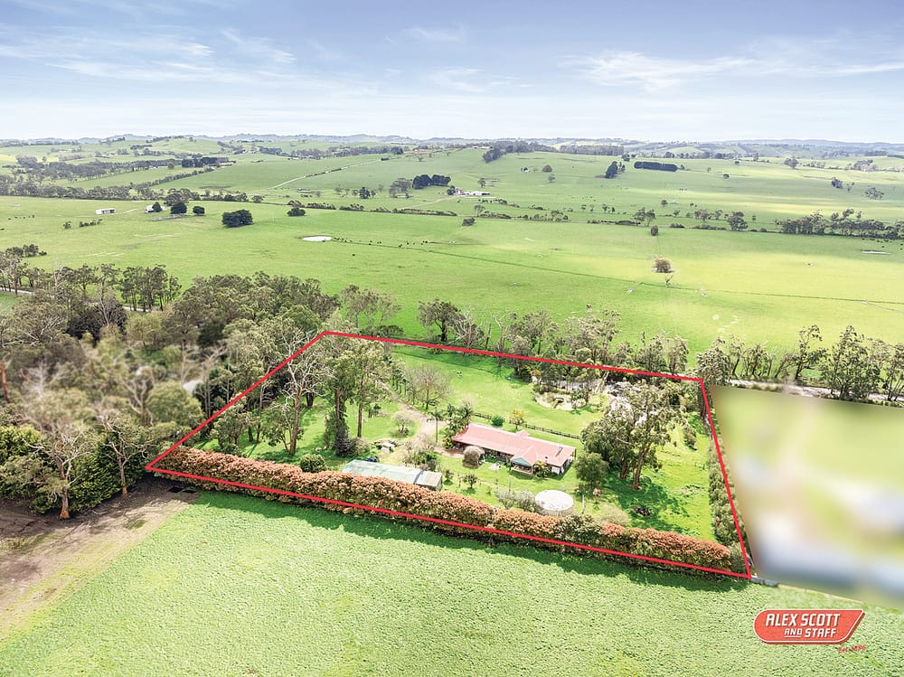 Your country escape on small acreage post image