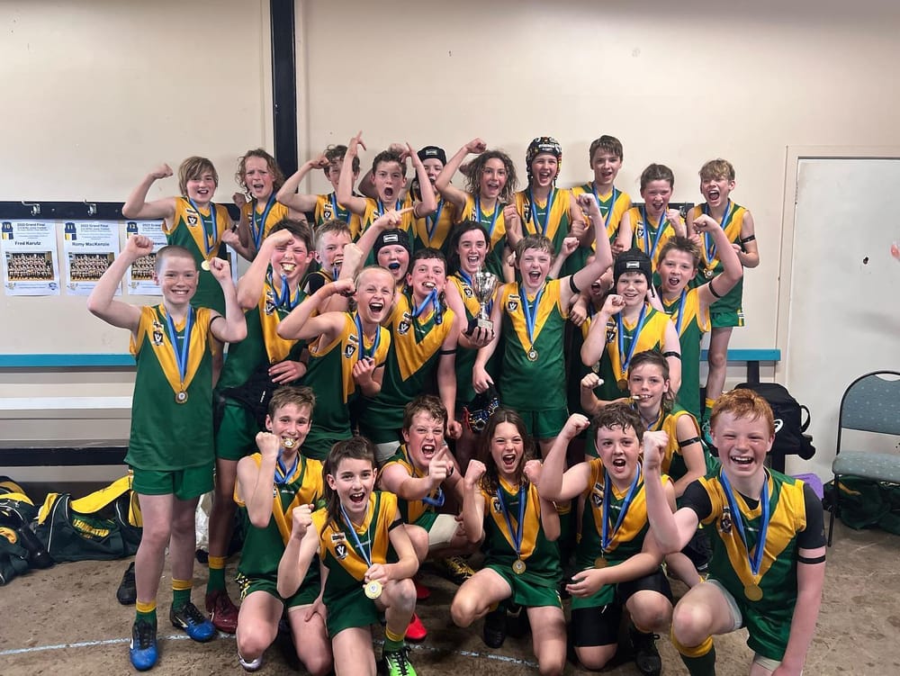 Leongatha and Phillip Island take season’s first premierships post image