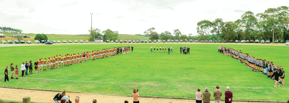 Poowong shows heart post image