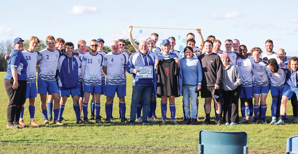 Knights hold league leaders City to thrilling draw post image