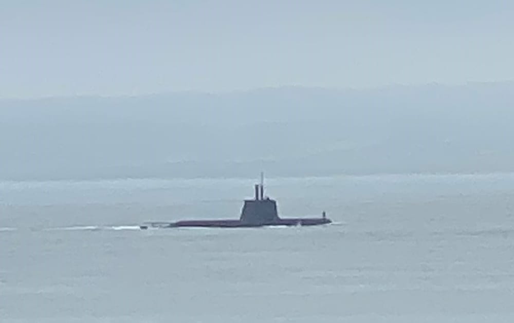 Australian Navy submarine back in Westernport post image