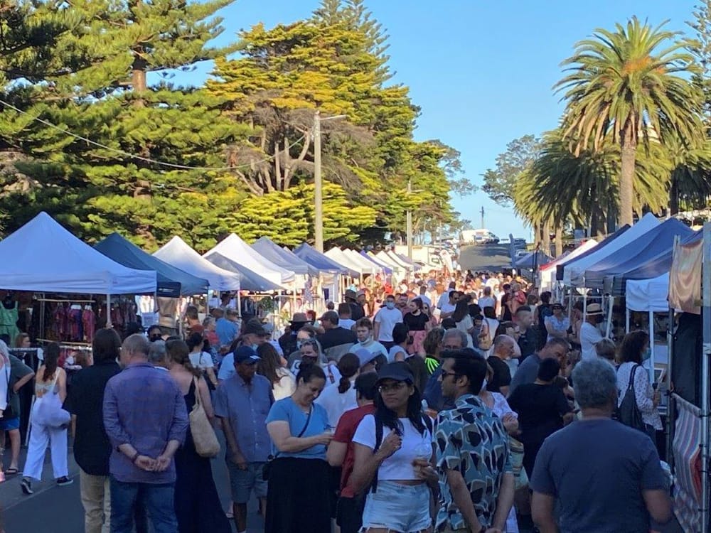 Big long weekend crowds are another COVID test post image
