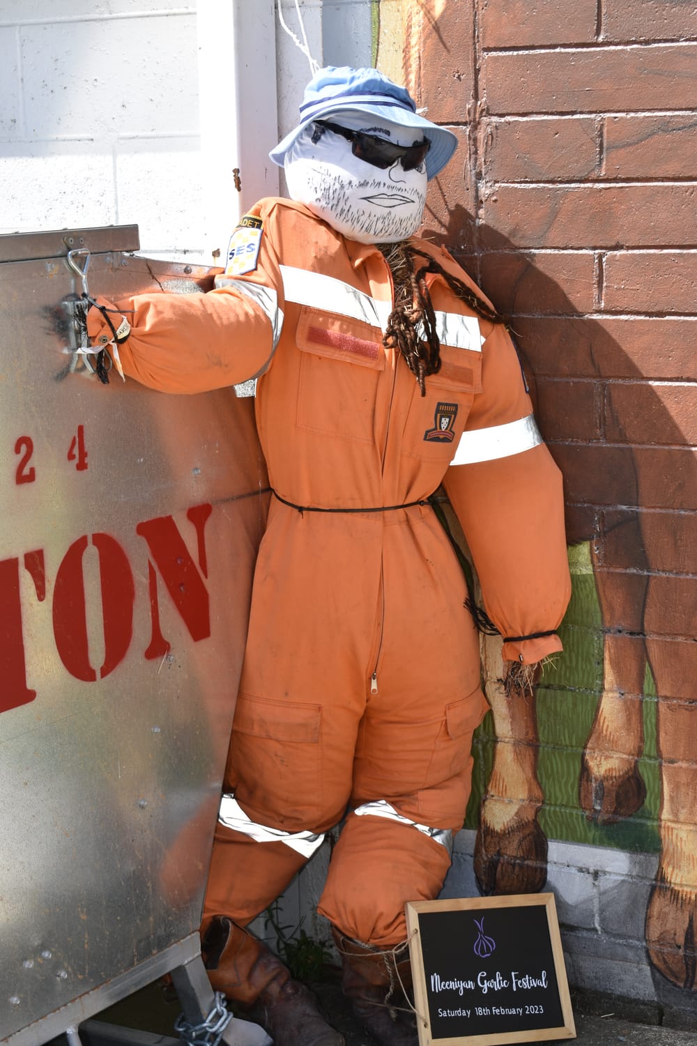 Seen any scarecrows wondering about? post image