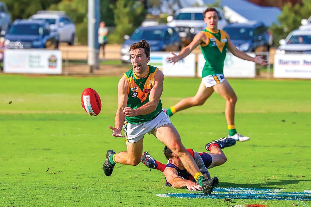 Leongatha defence stands up to Bairnsdale challenge post image