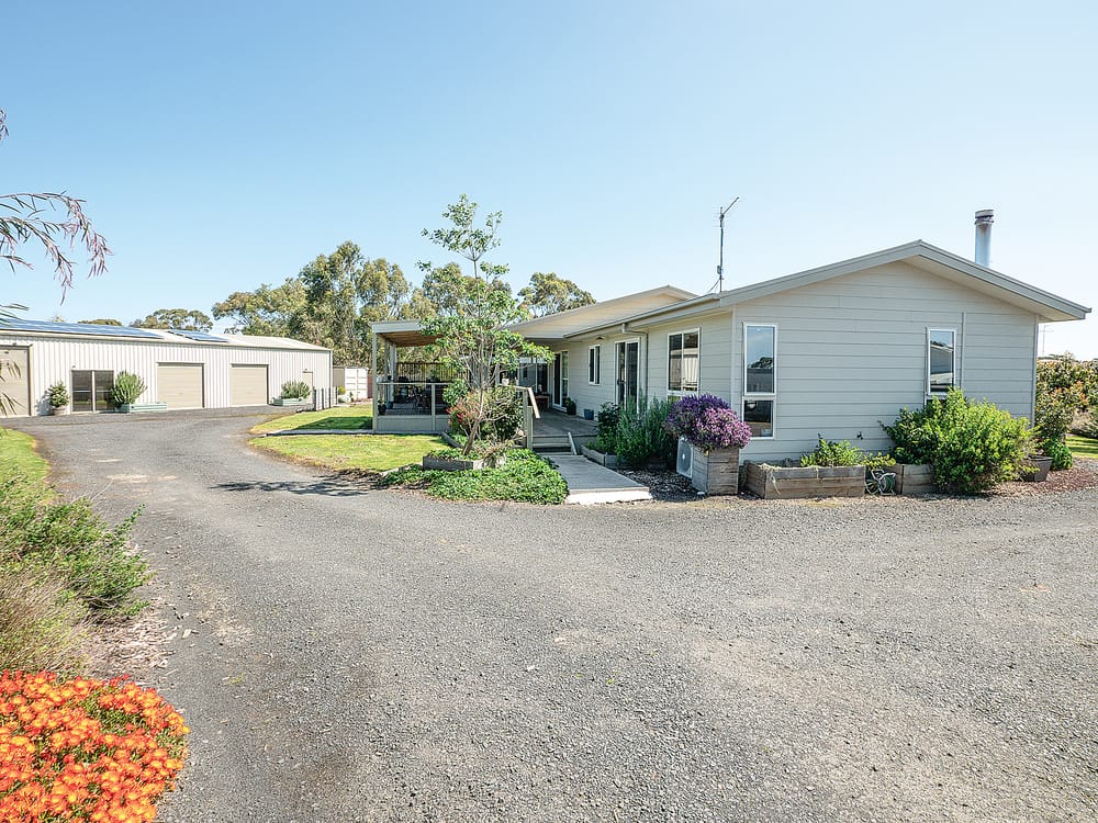 Family home on ½ acre with great shedding post image