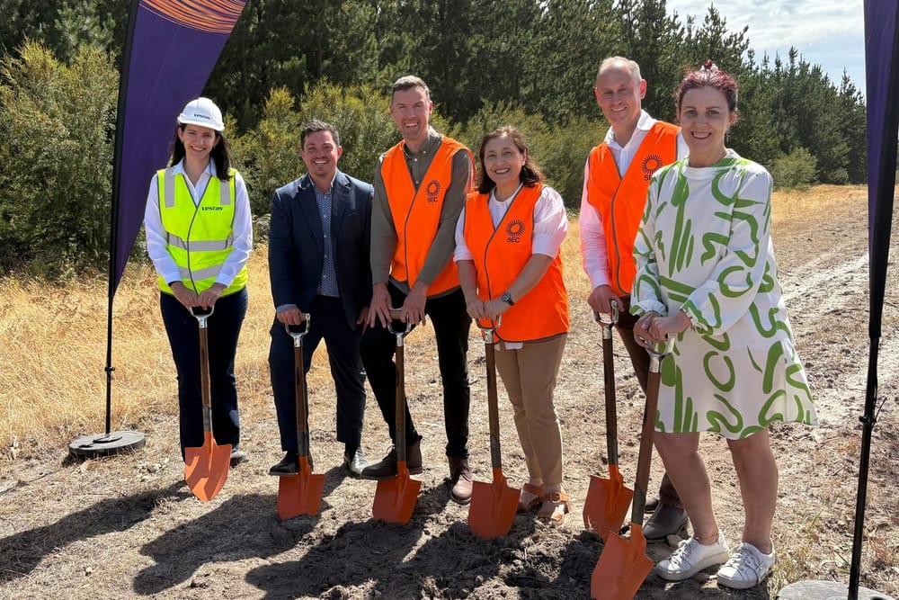 Gippsland to power Victoria as sod turns on $650 million wind deal post image