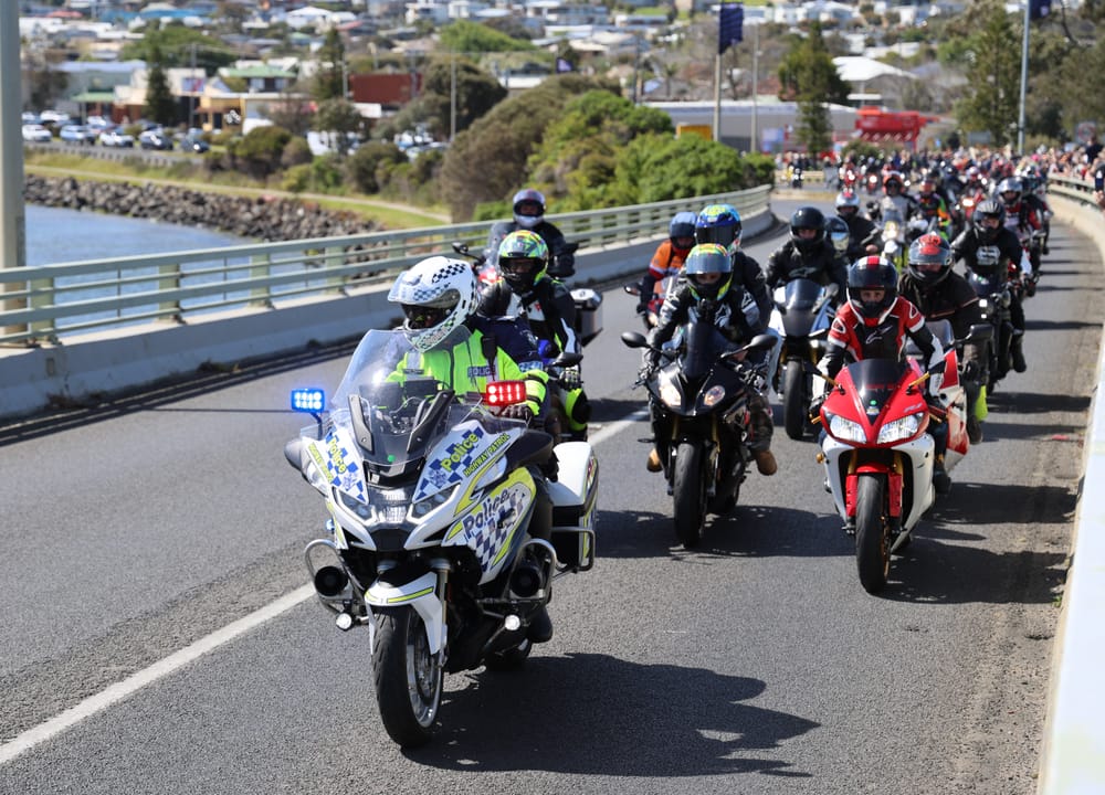 Events Minister all in but ‘not confident’ of keeping Phillip Island GP post image