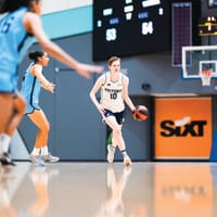 Local basketball star commits to Idaho State post image