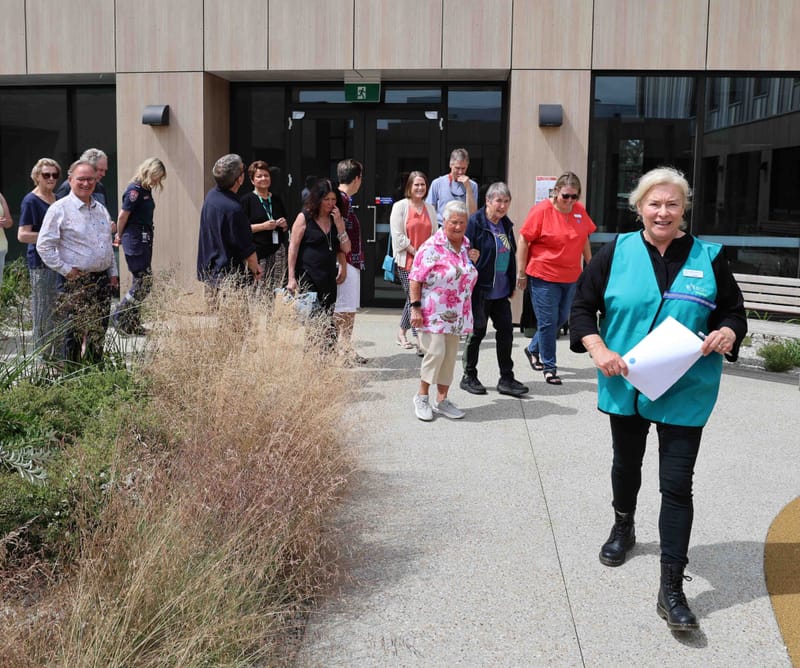 Visitors tour fantastic new Phillip Island community hospital post image