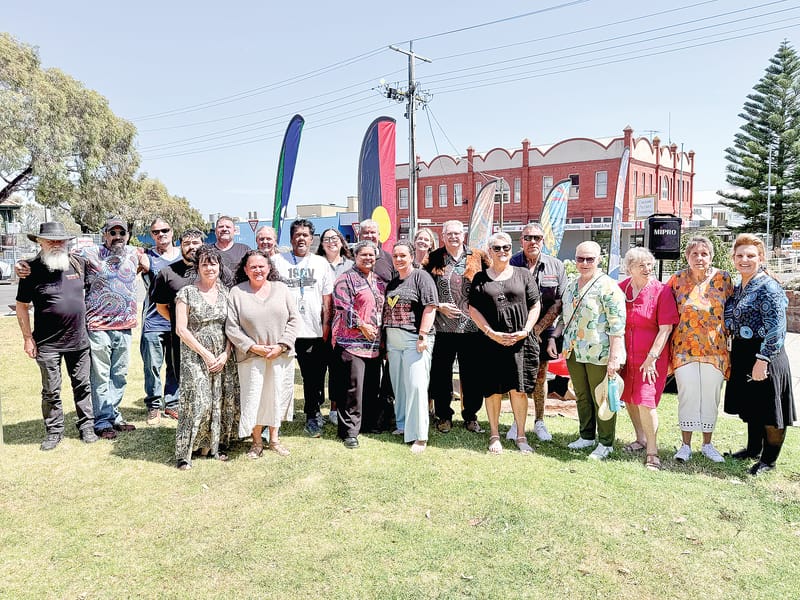 Community gathers to honour Tunnerminnerwait and Maulboyheenner post image